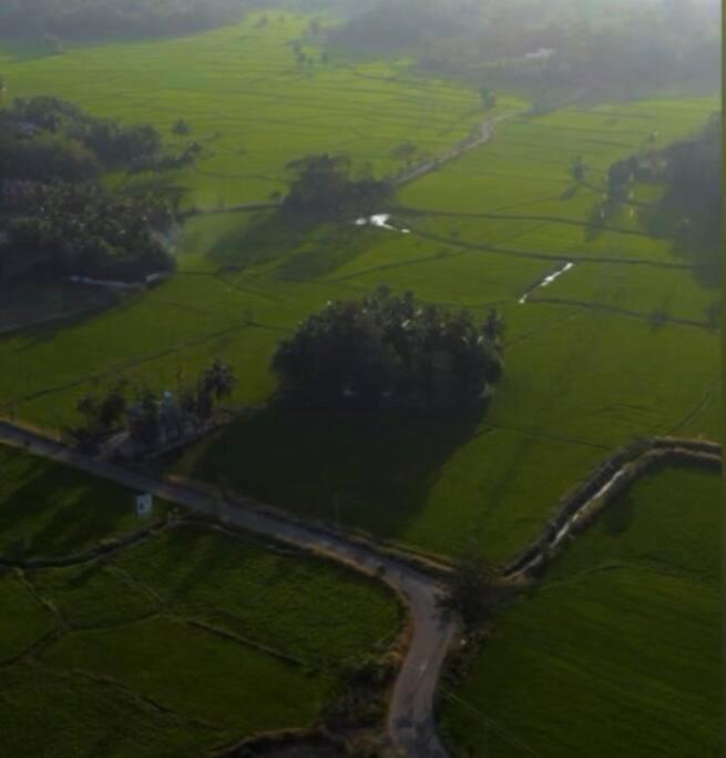 Heal Hive Homestay Palakkad Esterno foto